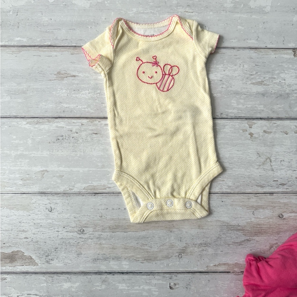 Baby Girl Newborn Summee Outfit Pink Shorts Cotton Onesie Bumblebee Size NB - Picture 3 of 4
